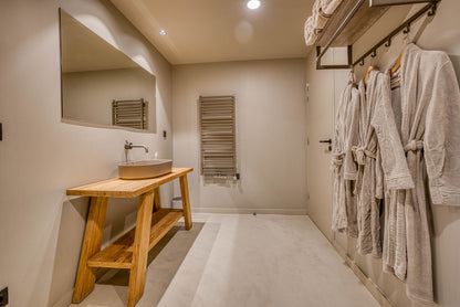 Yoga, Spa, Randonnée & Alimentation saine - Vue sur le Lac d’Annecy