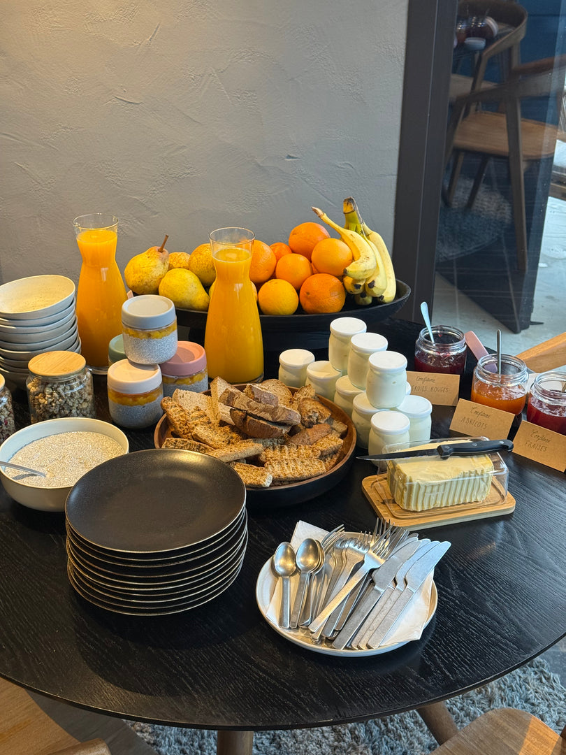 Parenthèse Japonaise - Yoga, Spa d’exception & randonnée au bord du Lac d’Annecy en Mai