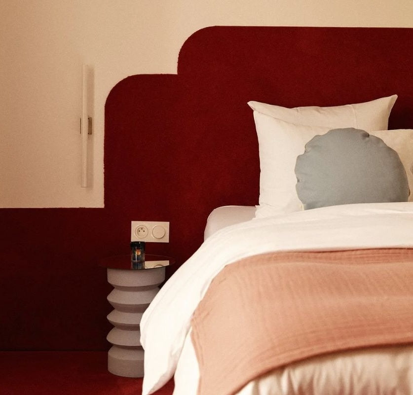 Lit double partagé avec une fille